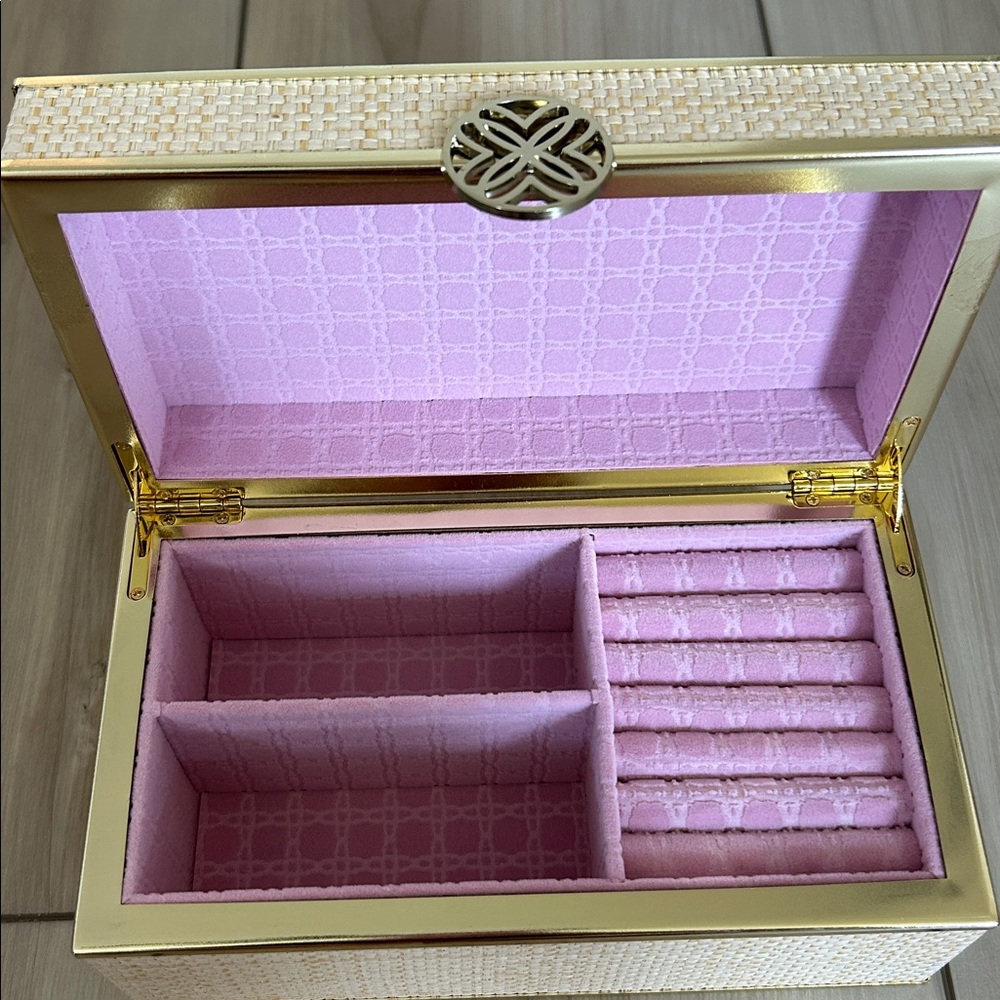 Lilly Pulitzer Woven Jewelry Box with Gold Trim EUC - Picture 9 of 9